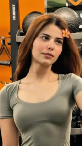 Geet Goraya Height
